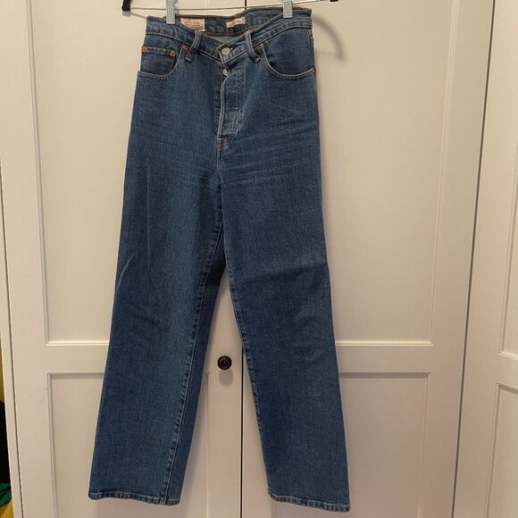 Levi's Ribcage Jeans - Picture 1 of 4